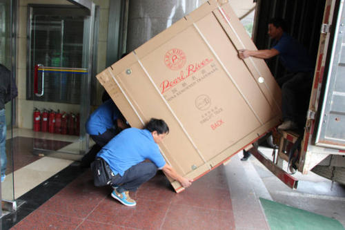 鹤城钢琴贵重工艺品无忧运
