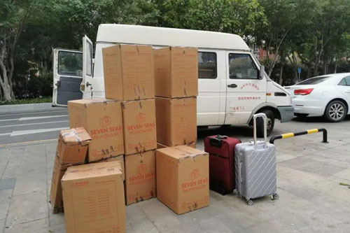 鹤城行李托运公司